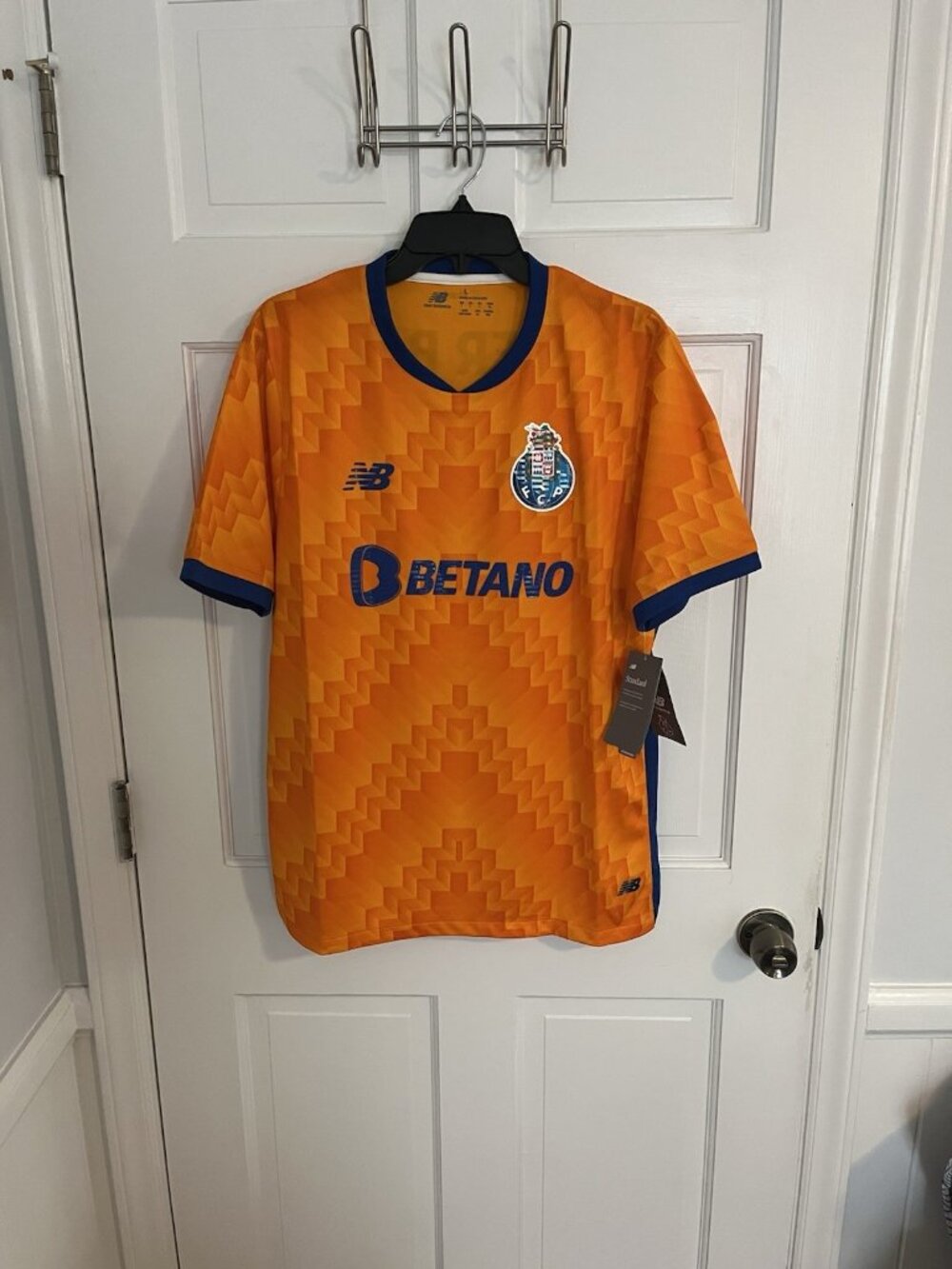 FC Porto New Balance Orange Away Short Sleeve Jersey 24/25 NWT!  Men's L Large